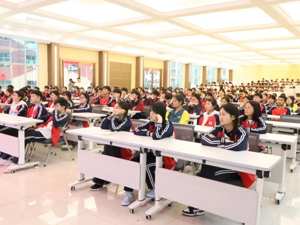 解码中考英语 杨丽跃老师倾授满分思维与答题心法 第25张