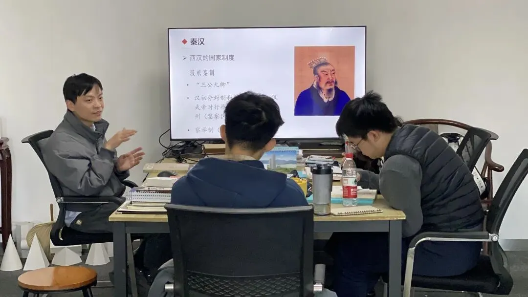 2026年中国传媒大学文史哲初试真题(附答案) 第11张