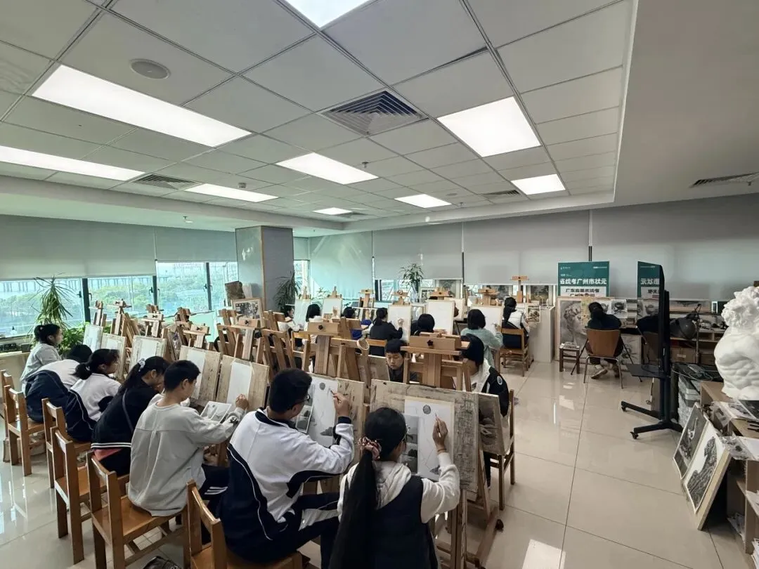 美术二类自主招生|中考美术集训营,专为深圳艺考生定制! 第2张