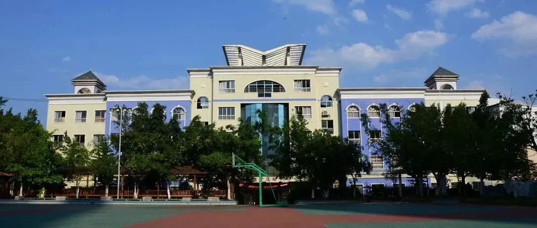 奖金熠熠燃斗志,榜样昭昭助中考——罗甸民中2025届中考奖学金颁发仪式 第3张