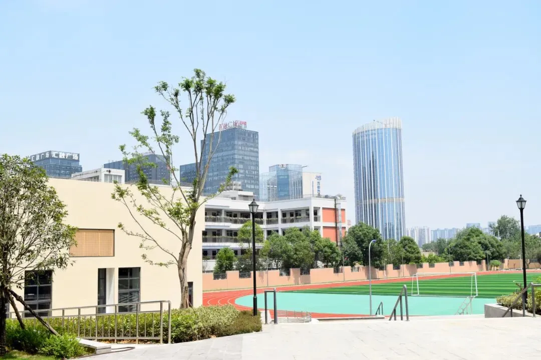 中考倒计时!成都这所老牌名校要扩招了 第19张