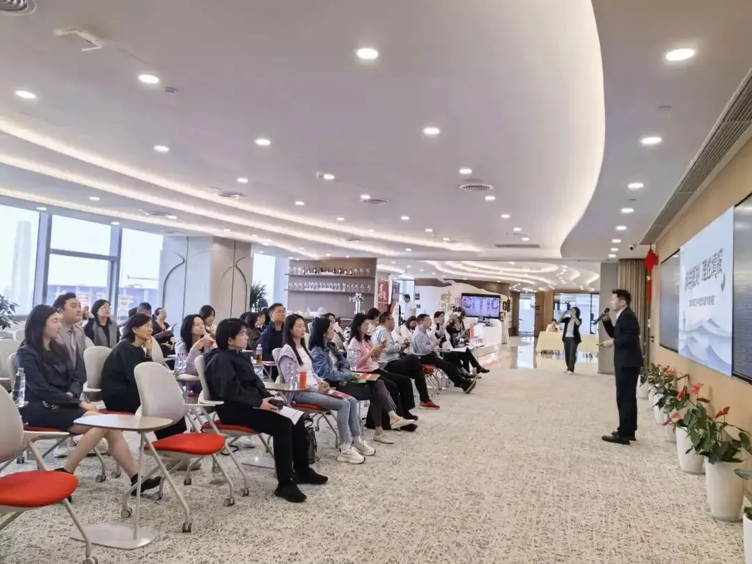 中信保诚联合北大金秋举办VIP客户中考升学私享会 第9张
