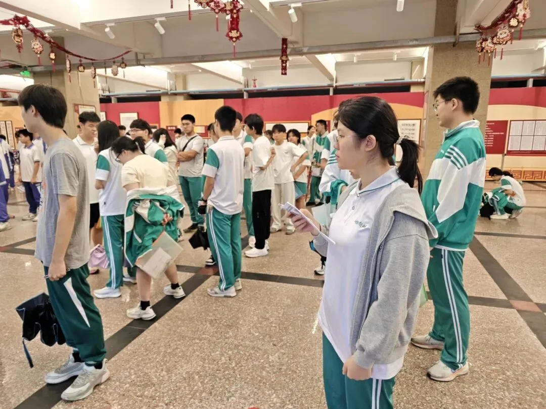 雨润锋芒,师伴远航|中考英语听说考试送考工作圆满结束 第5张 雨润锋芒,师伴远航|中考英语听说考试送考工作圆满结束 第5张