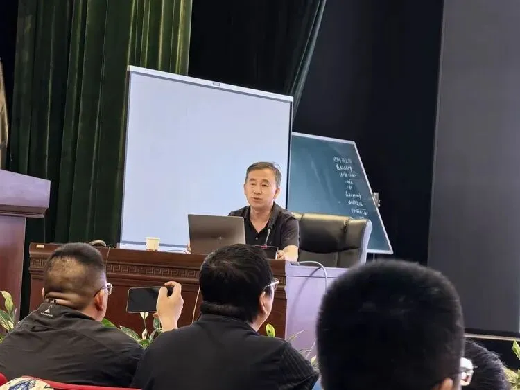 中考备考经验交流主题研讨 依标定向 精准提质 协同共赢 天山英才闫江平名师工作室研修活动 第30张