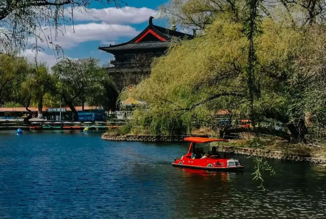 万维中考黑白卷•2026年安徽省初中学业水平考试数学试卷及答案 第6张 万维中考黑白卷•2026年安徽省初中学业水平考试数学试卷及答案 第6张