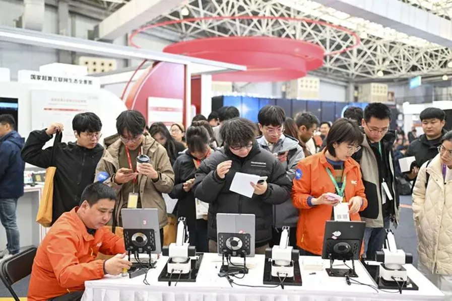 2026年中考道法时政热点专题65:“手搓经济”爆火 第2张