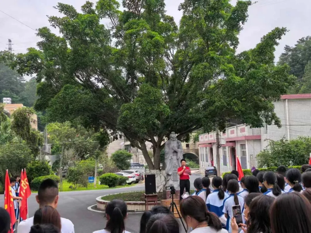 晨光为誓,决战中考! ----培丰中学九年级中考誓师大会燃情举行 第9张