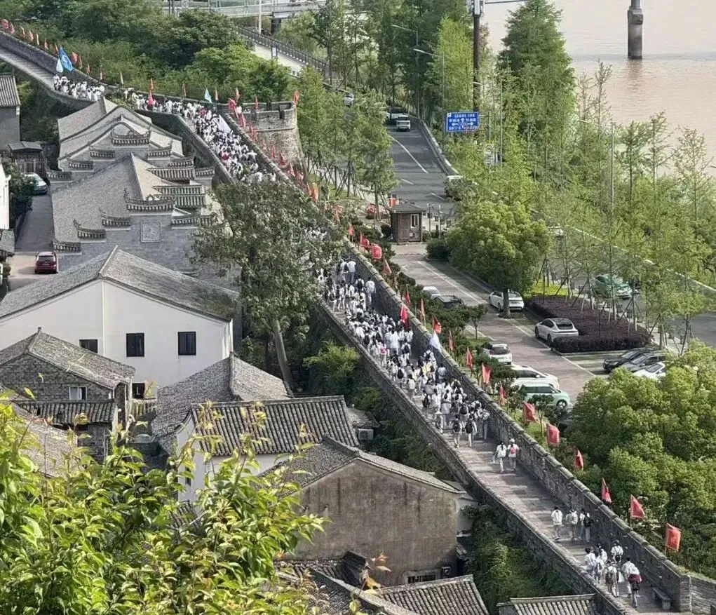 冲刺砺剑·决胜中考丨临海市第五中学九年级古城墙冲刺践学活动 第32张