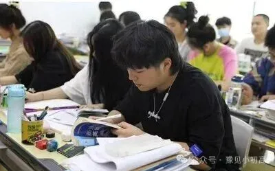 【高三模拟】2026届西安市高三5月模拟考试数学试卷及答案 第23张
