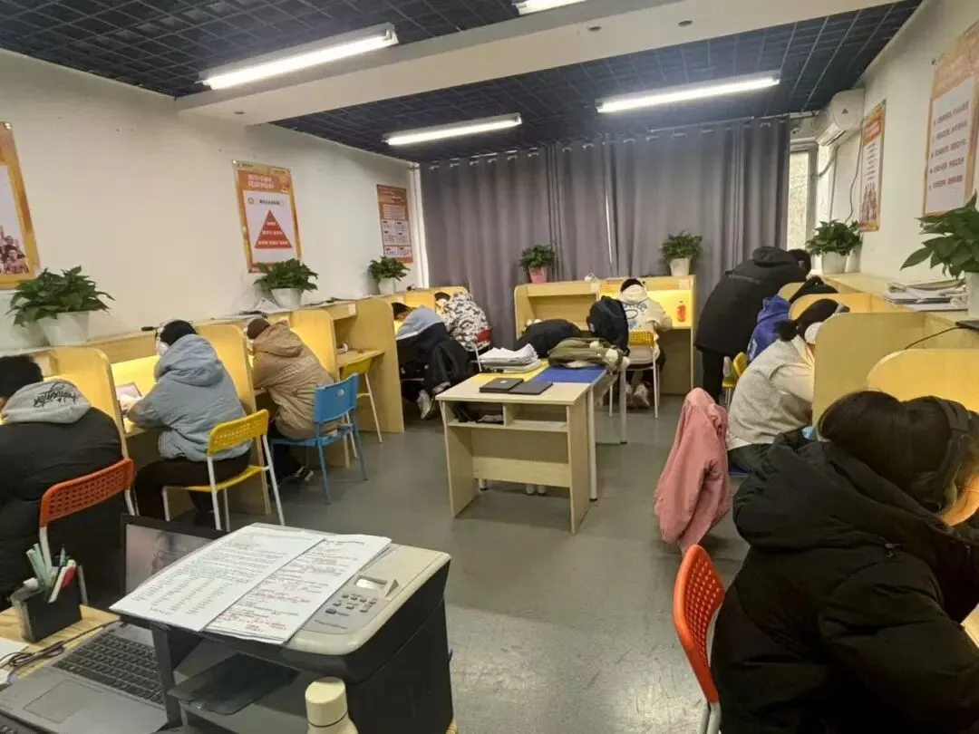 2026中考决胜营:逐梦向前行,冲刺提分的加速引擎! 第26张