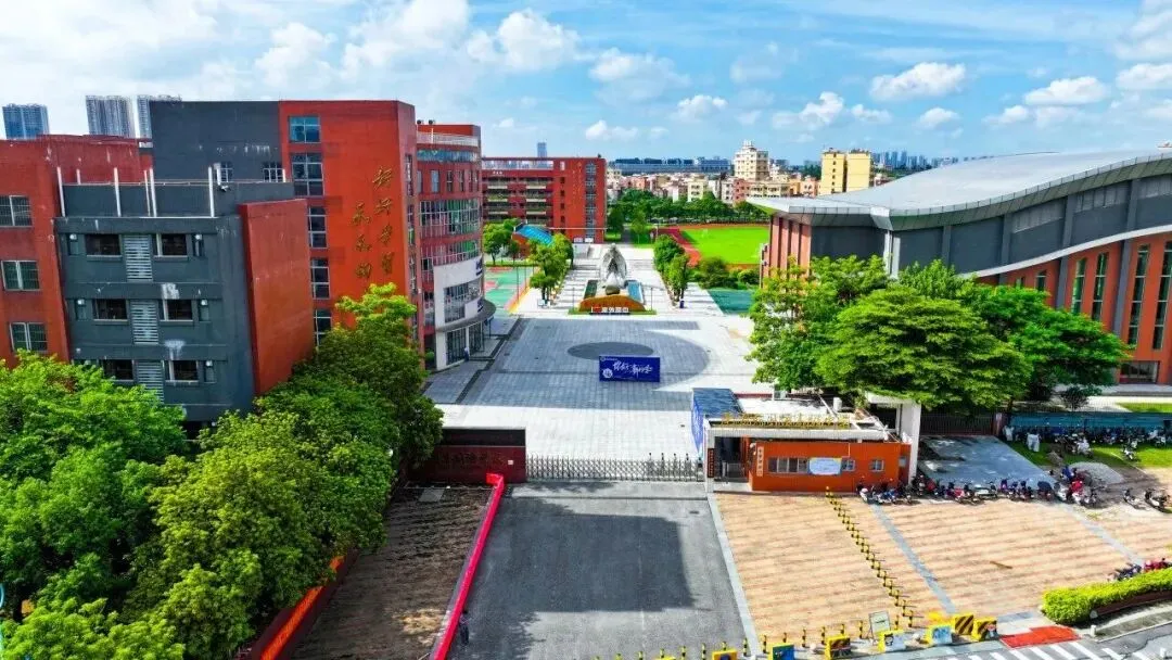 佛山中考前瞻|南外高中:在分层竞争中上移的“新头部”,如何重塑民办高中格局 第10张 佛山中考前瞻|南外高中:在分层竞争中上移的“新头部”,如何重塑民办高中格局 第10张