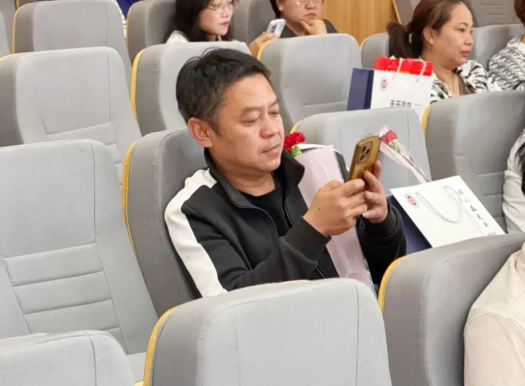 凝心聚力赴中考 家校同心筑华章|初三年级家长会圆满举行 第52张