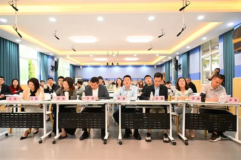 精研高考真题 赋能教学提质——温江二中第二届高考试题解析大赛圆满举办 第7张 精研高考真题 赋能教学提质——温江二中第二届高考试题解析大赛圆满举办 第7张
