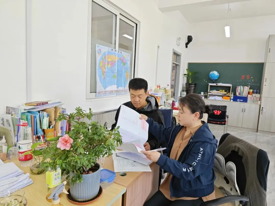 教研员走进附中校园 传妙招助力中考攻坚 第22张 教研员走进附中校园 传妙招助力中考攻坚 第22张