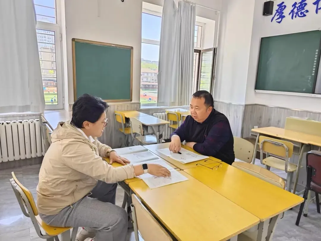 教研员走进附中校园 传妙招助力中考攻坚 第24张 教研员走进附中校园 传妙招助力中考攻坚 第24张