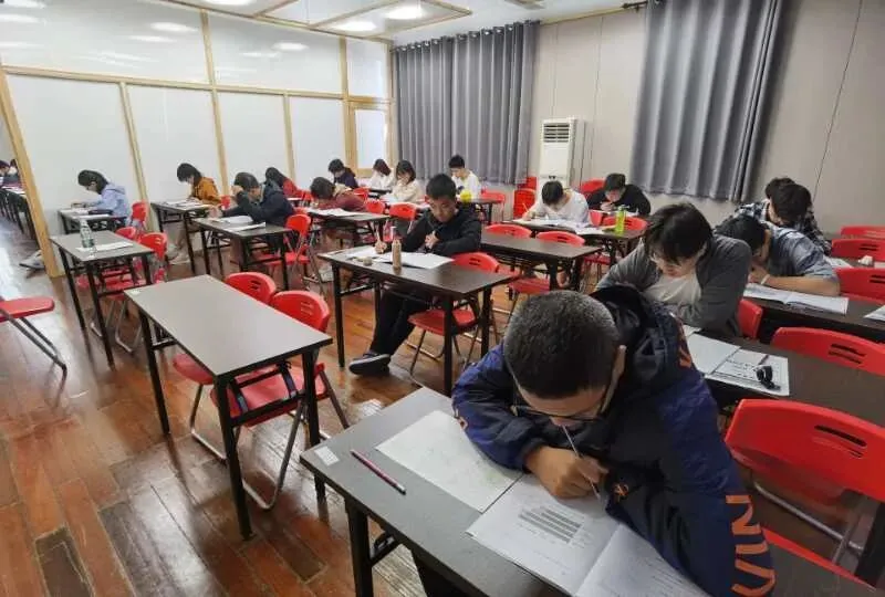 行知学园中日韩三国线上+线下EJU模拟考圆满结束 第17张