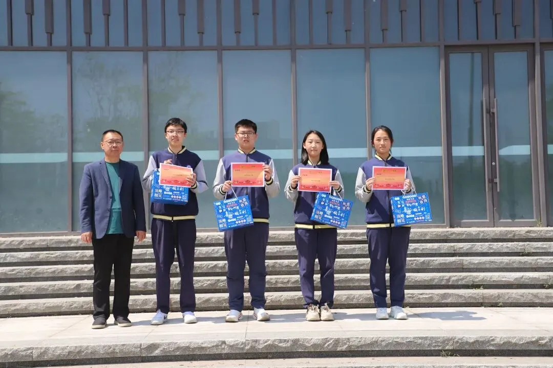 【万博·教学】锋芒映初心,逐梦向中考——九年级一模表彰大会圆满落幕 第13张