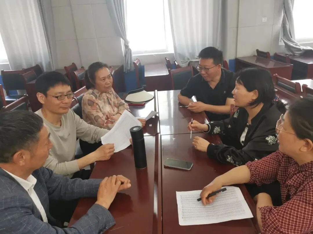 研期中考情明方向 聚团队合力促提升——淮阳中学初中部九年级开展期中班级教研活动 第6张