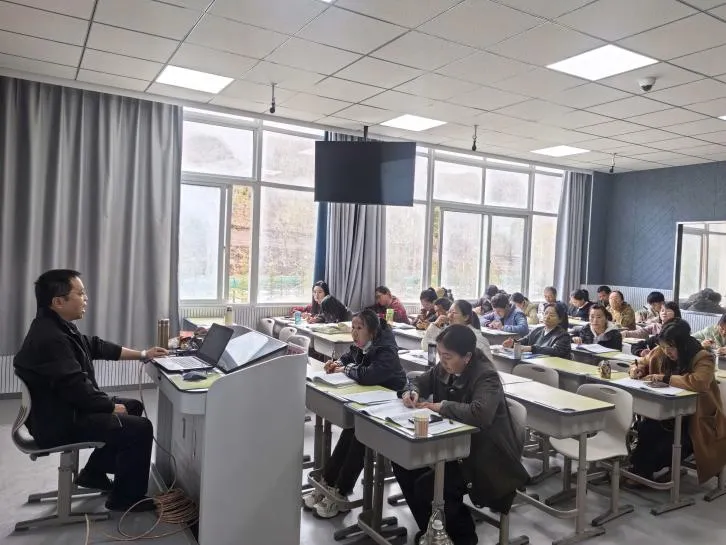 名师传经送宝 聚力备战中考——昆明市第六届初中数学刘文武名师工作室第二十二期简讯 第13张