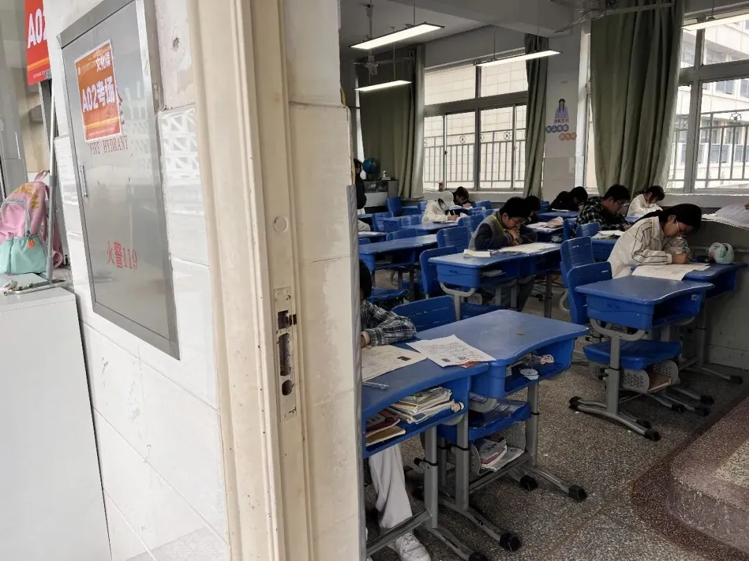 徐州市第五届中考美术特长生模拟联考暨沈阳翼众东北美术学校徐州校考圆满结束! 第10张 徐州市第五届中考美术特长生模拟联考暨沈阳翼众东北美术学校徐州校考圆满结束! 第10张