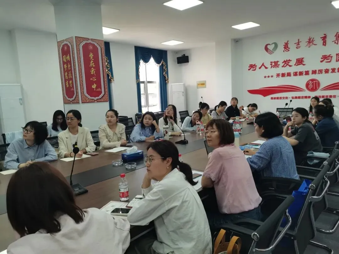 以题促研·以训赋能|慈溪市初中语文原创试卷命题集中辅导活动在我校举行 第9张