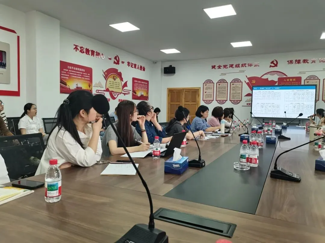 以题促研·以训赋能|慈溪市初中语文原创试卷命题集中辅导活动在我校举行 第10张