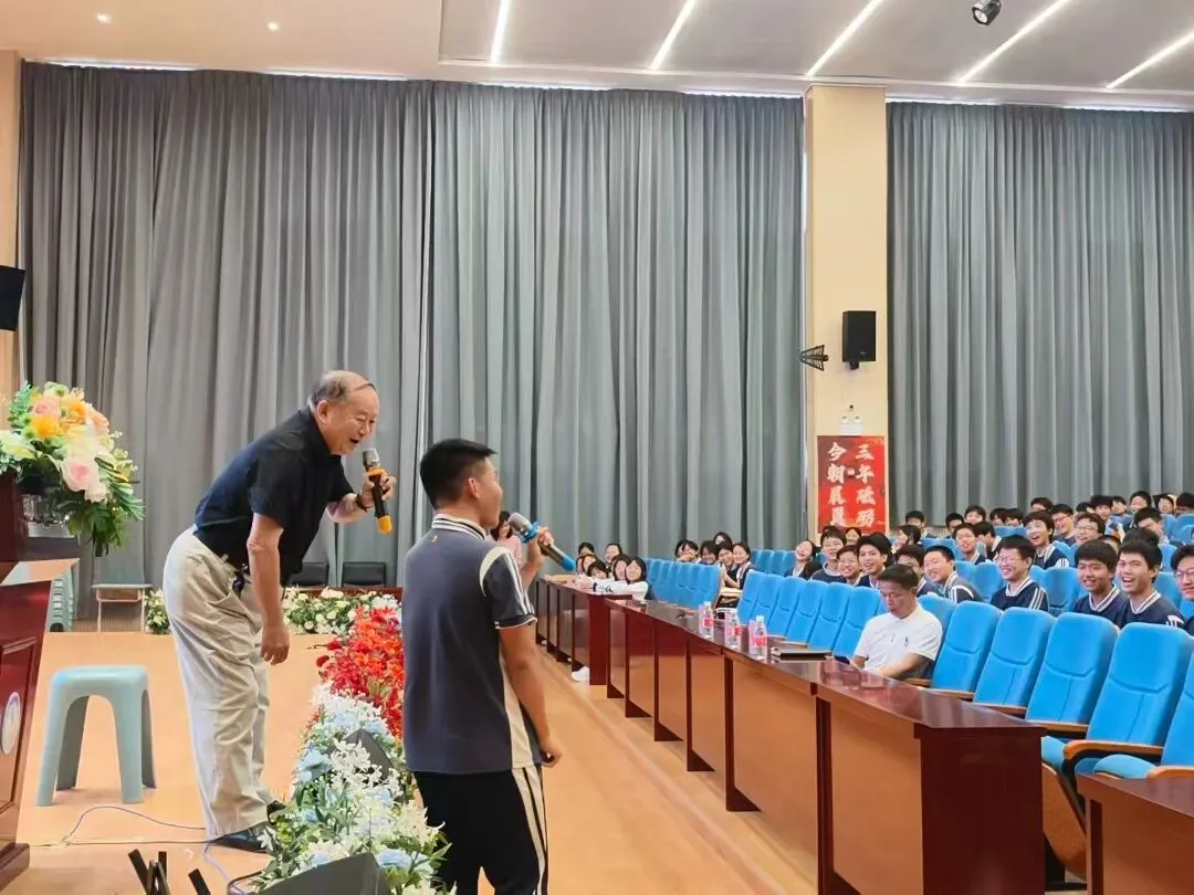 舒缓身心,中考必胜--珠海市金茂中学中考心理应对专题活动 第32张 舒缓身心,中考必胜--珠海市金茂中学中考心理应对专题活动 第32张