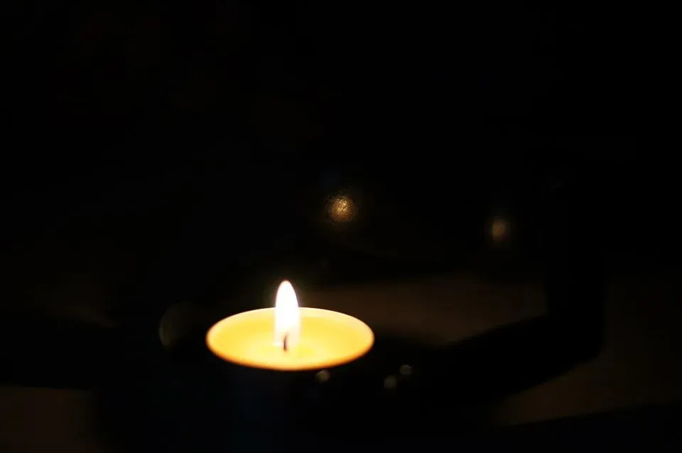 长沙中考适应性考试全命题作文:予人微光,自身亦暖 第3张