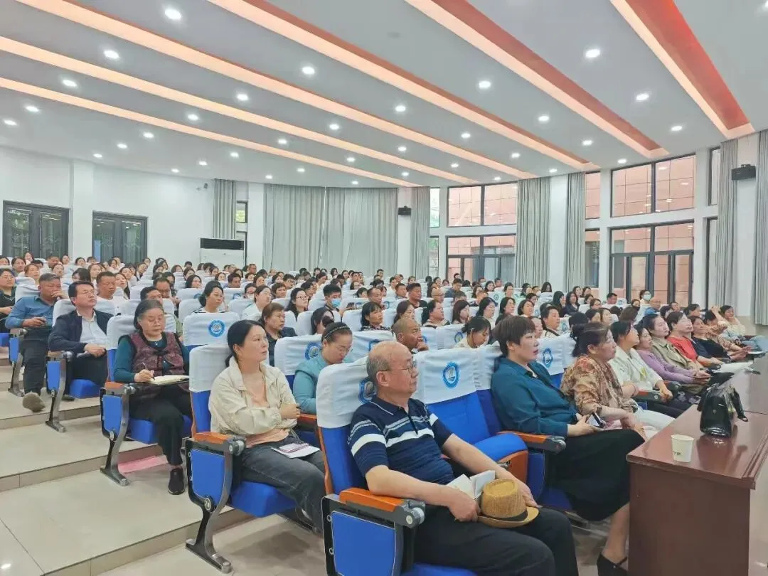 慧心陪伴同行,聚力护航中考——九年级家庭教育指导 第6张