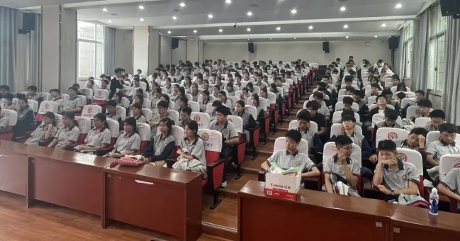 凝心聚力战中考 冲刺六周筑梦想——莆田第十二中学2026届中考倒计时六周冲刺动员大会纪实 第8张