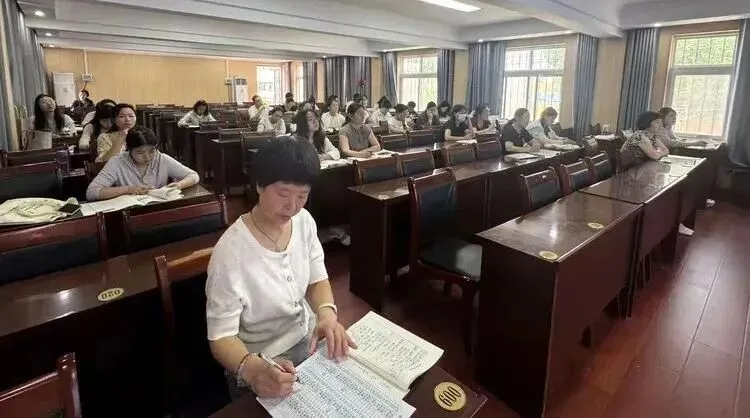 深研真题明方向 精准施策备中考 —— 中考真题解题备考教研活动 第6张