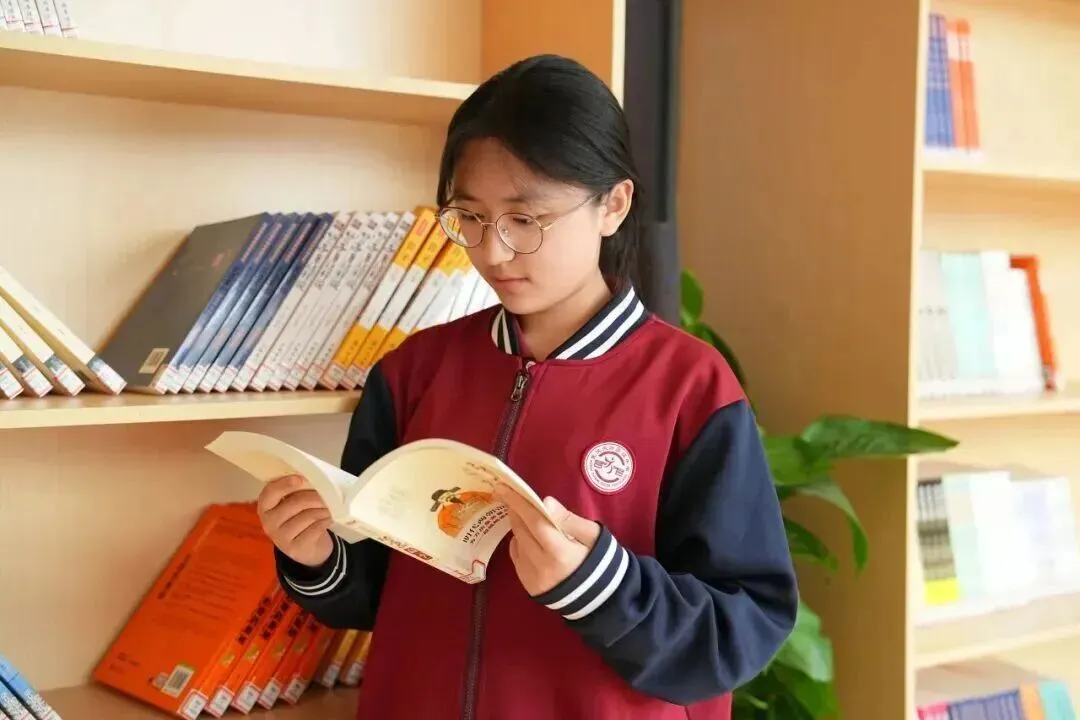 媒体报道 | 60多名中考过省示范线考生,在提前批选择这所高中 第11张