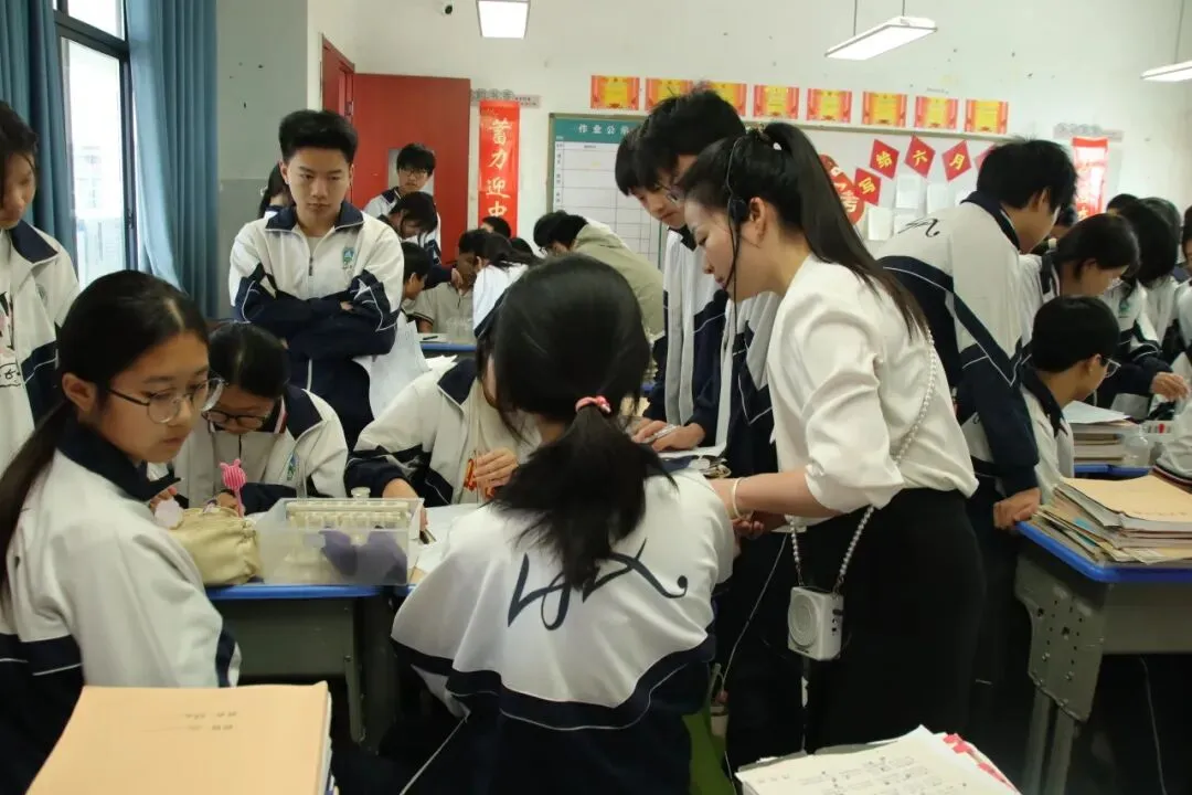 课改成果现场推介,多科联动备战中考 第8张