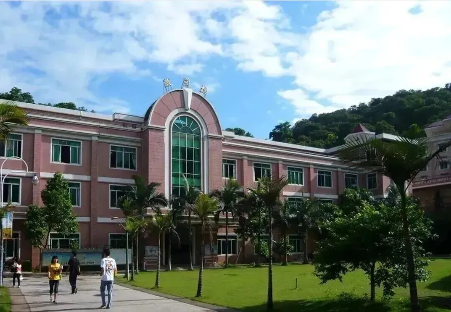 中考380分以下可报:广州涉外经济职业技术学院中职部(可考护士资格证) 第2张