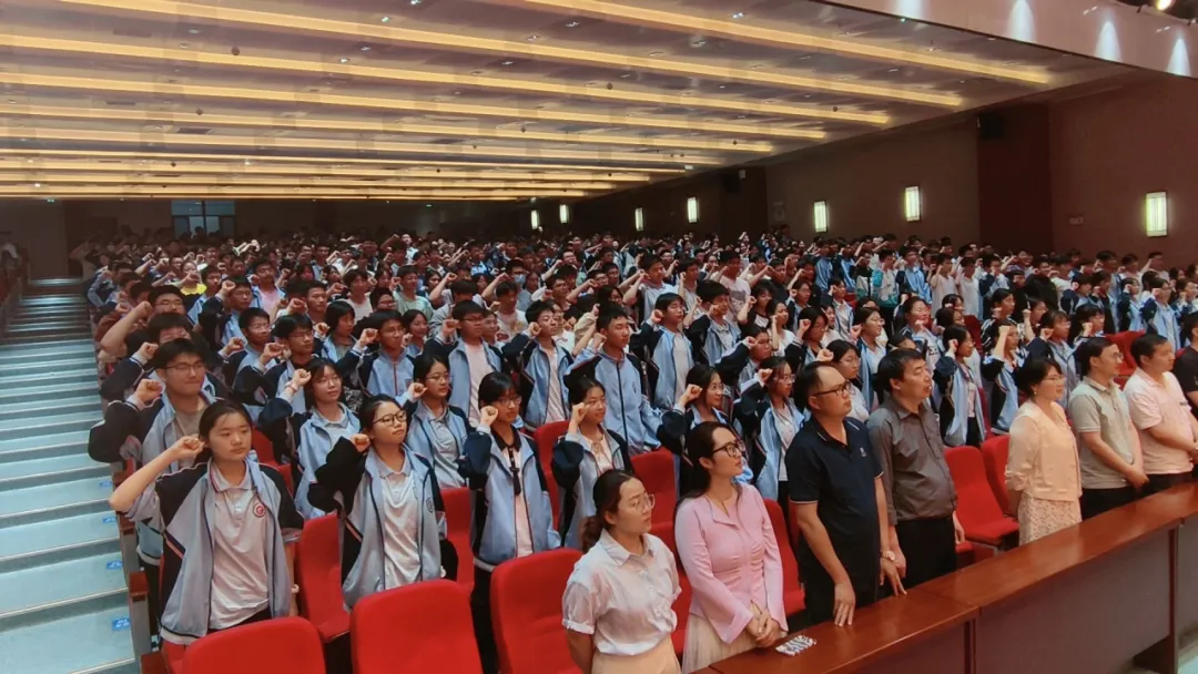 榜样领航催奋进 誓师中考踏新程—— 六安市毛坦厂中学实验学校“晋善奖”颁奖暨九年级动员会侧记 第13张