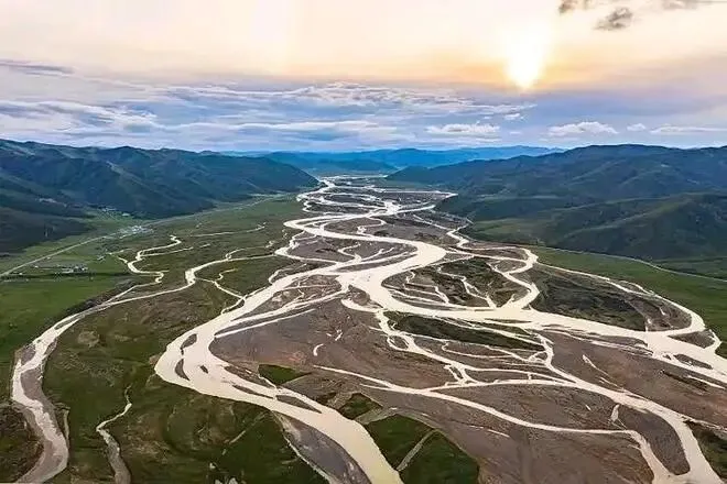 高考地理|那些“偏冷怪难”的地貌,真题常考却总被忽略! 第7张