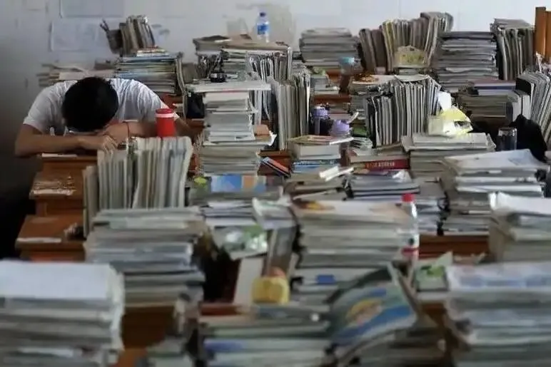 高考、中考倒计时:考生失眠焦虑怎么办?临床心理科专家:身心调整可以这样做 第1张