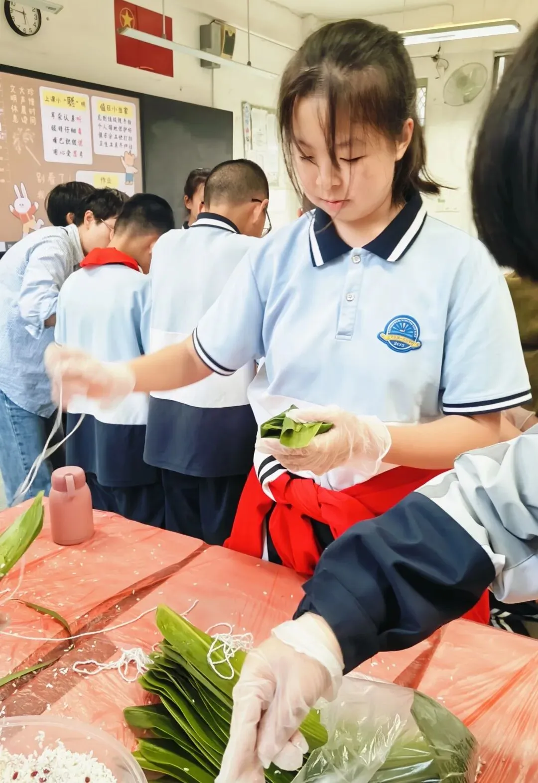 迎端午 传匠心 助中考—记M1七年1班包粽子比赛 第87张 迎端午 传匠心 助中考—记M1七年1班包粽子比赛 第87张
