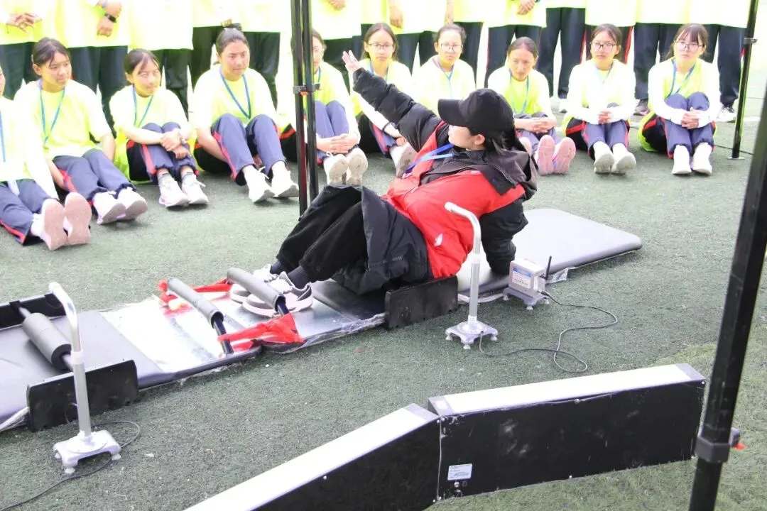 磨砺体魄迎中考 活力少年展风采——林周县中学圆满完成2026届毕业班体育与健康科目学业水平考试 第16张