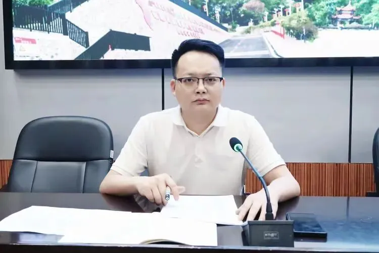 精准析学情,聚力备中考——祁东二中教育集团清源中学召开初三年级期中学情分析会 第7张