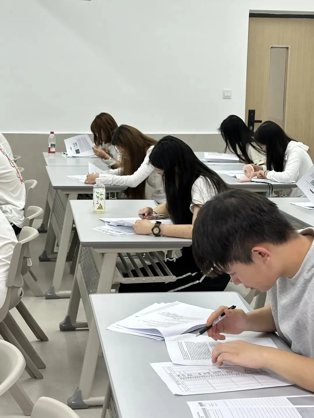 雅思教研室组织本学期雅思模拟考试 第40张 雅思教研室组织本学期雅思模拟考试 第40张