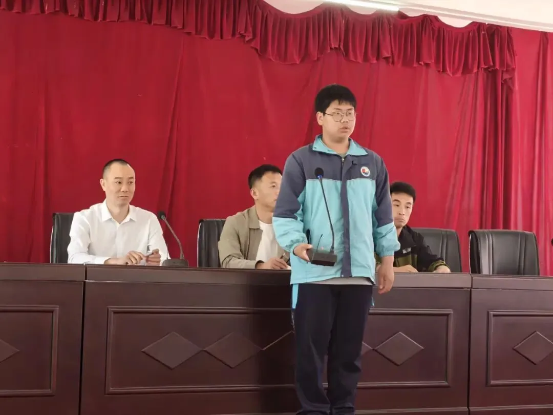 【九年级组】冲刺四十天 同圆中考梦丨红椿镇九年制学校九年级隆重举行冲刺暨表彰大会 第7张