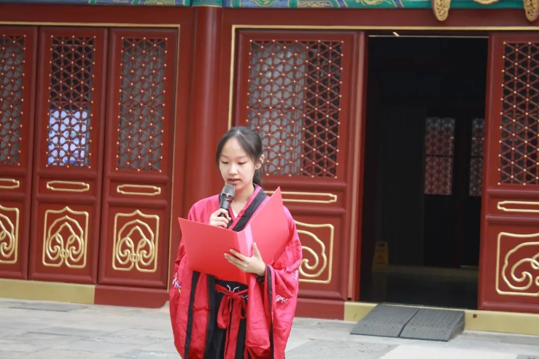 家国传薪怀师恩 砺行拼搏赢中考——旧宫中学举行初三年级先农坛庆成宫誓师大会 第39张 家国传薪怀师恩 砺行拼搏赢中考——旧宫中学举行初三年级先农坛庆成宫誓师大会 第39张