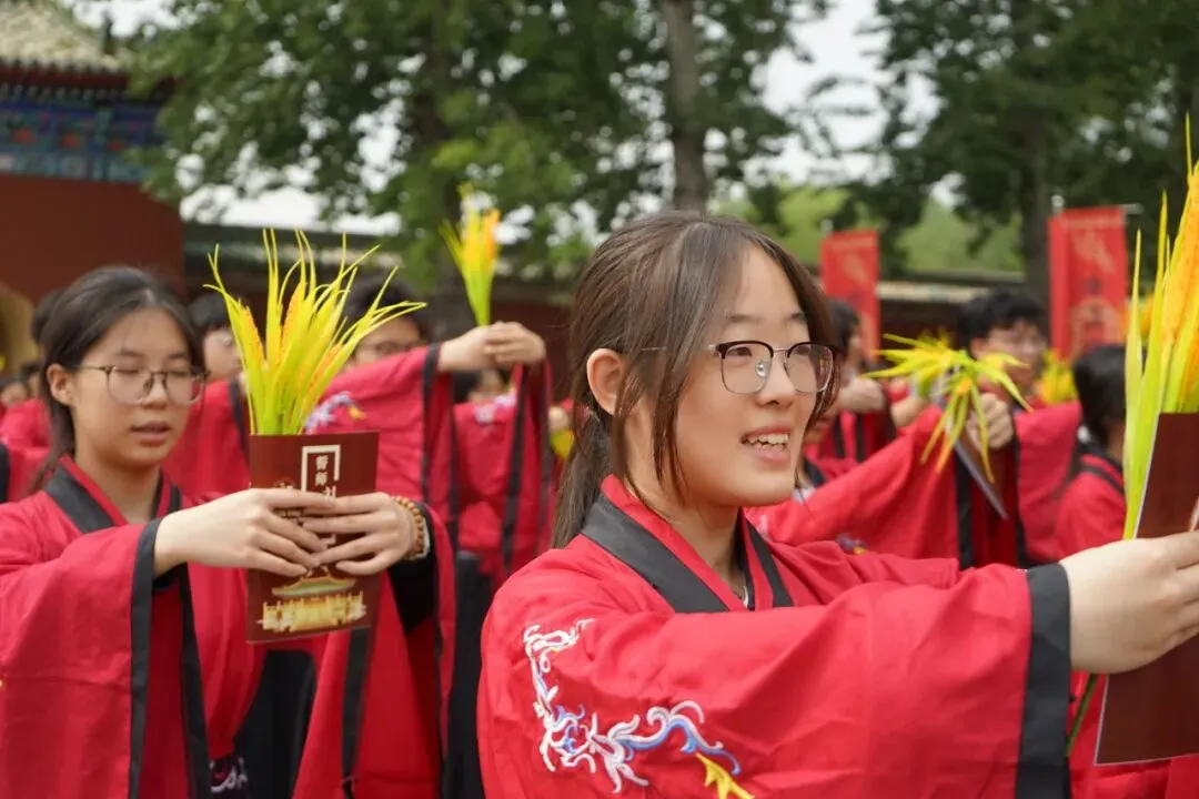 家国传薪怀师恩 砺行拼搏赢中考——旧宫中学举行初三年级先农坛庆成宫誓师大会 第31张
