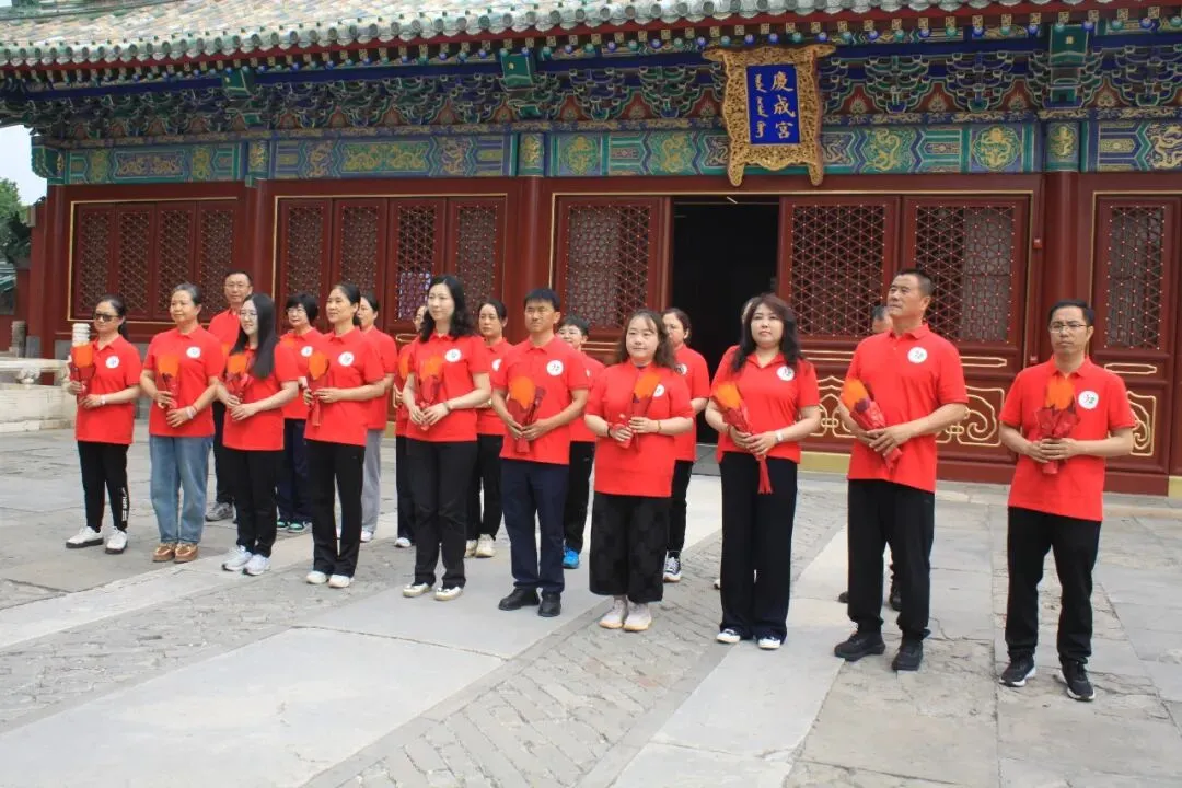家国传薪怀师恩 砺行拼搏赢中考——旧宫中学举行初三年级先农坛庆成宫誓师大会 第32张
