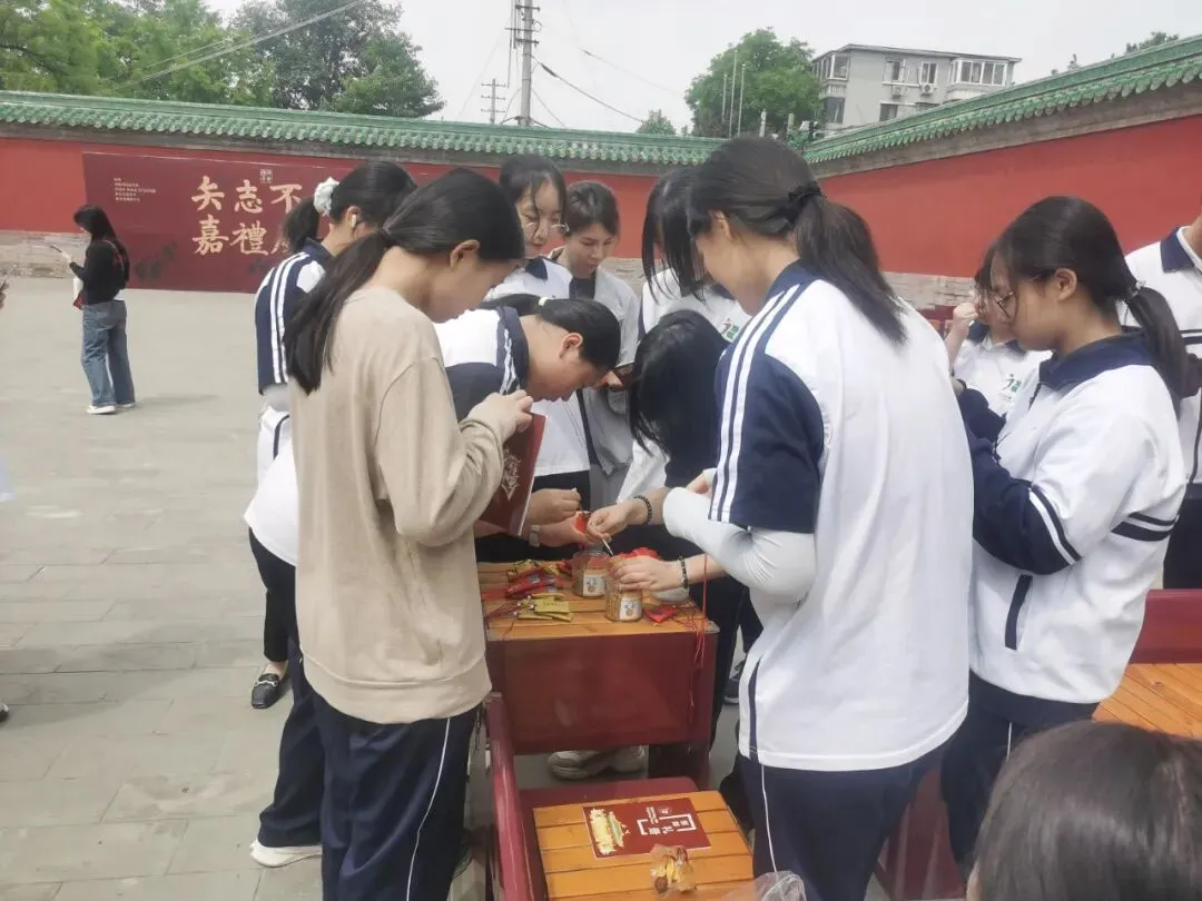 家国传薪怀师恩 砺行拼搏赢中考——旧宫中学举行初三年级先农坛庆成宫誓师大会 第63张