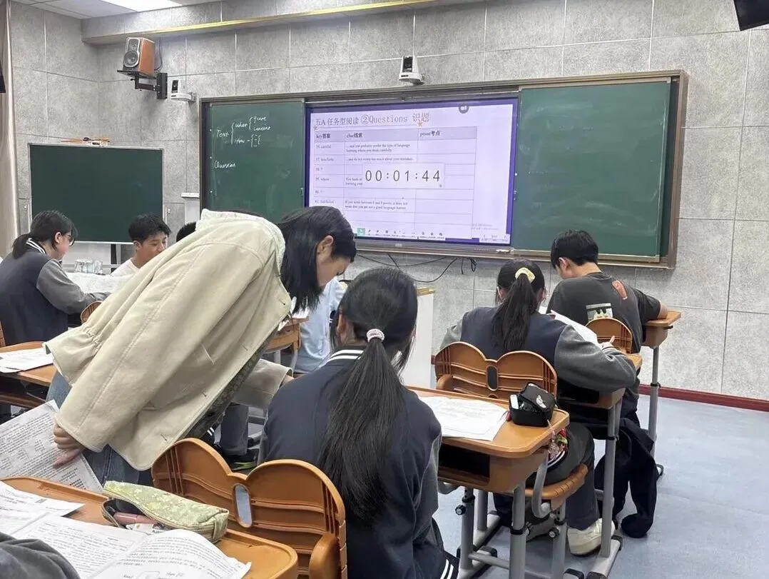 看见•致远 | 精析试卷明得失,以学促思提质效——致远初中英语一模讲评课圆满开展 第5张