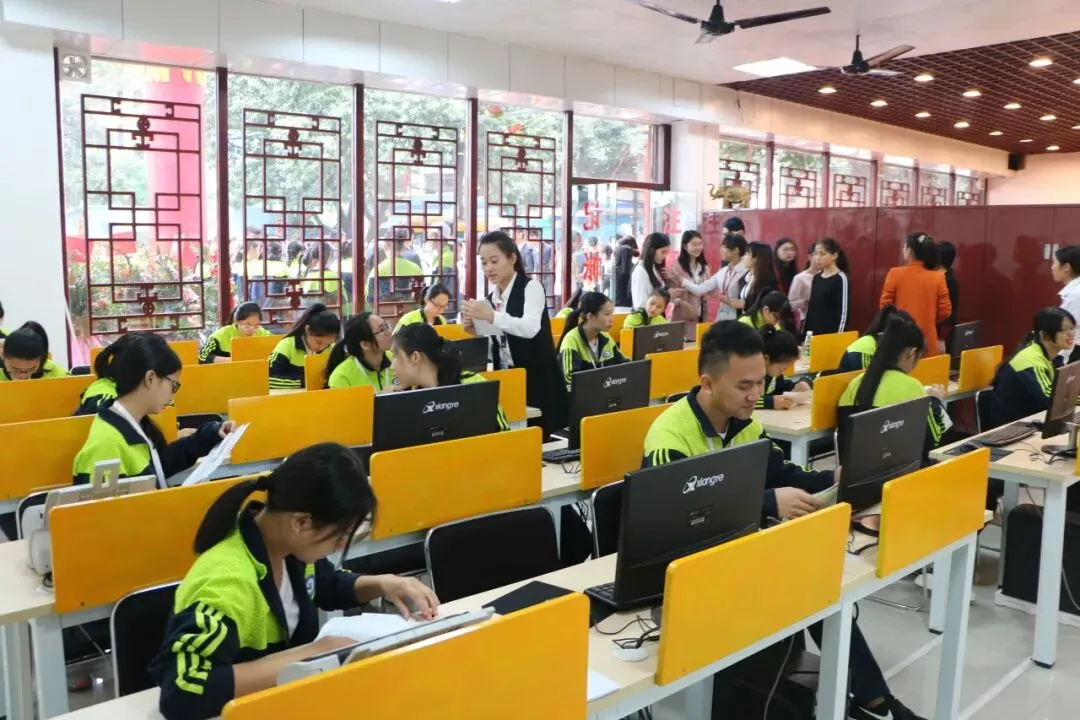 中考380分以下可报:广州市白云工商技师学院2026年招生计划(三二分段、高职高考班可报读) 第17张