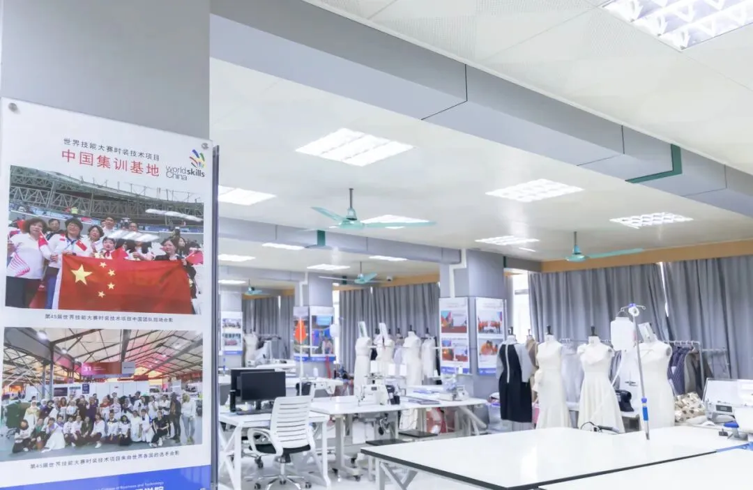 中考380分以下可报:广州市白云工商技师学院2026年招生计划(三二分段、高职高考班可报读) 第26张