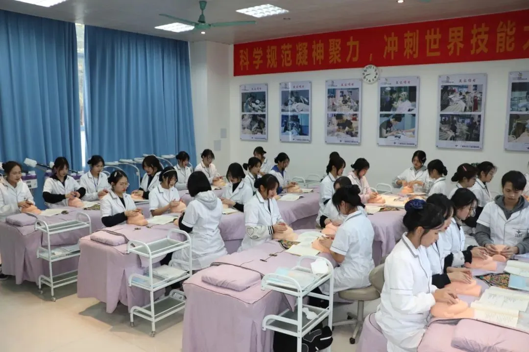 中考380分以下可报:广州市白云工商技师学院2026年招生计划(三二分段、高职高考班可报读) 第32张